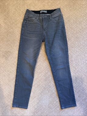 Wit & Wisdom Gray Skinny Jeans Size 00P Petite Stretch Ankle 24” Inseam